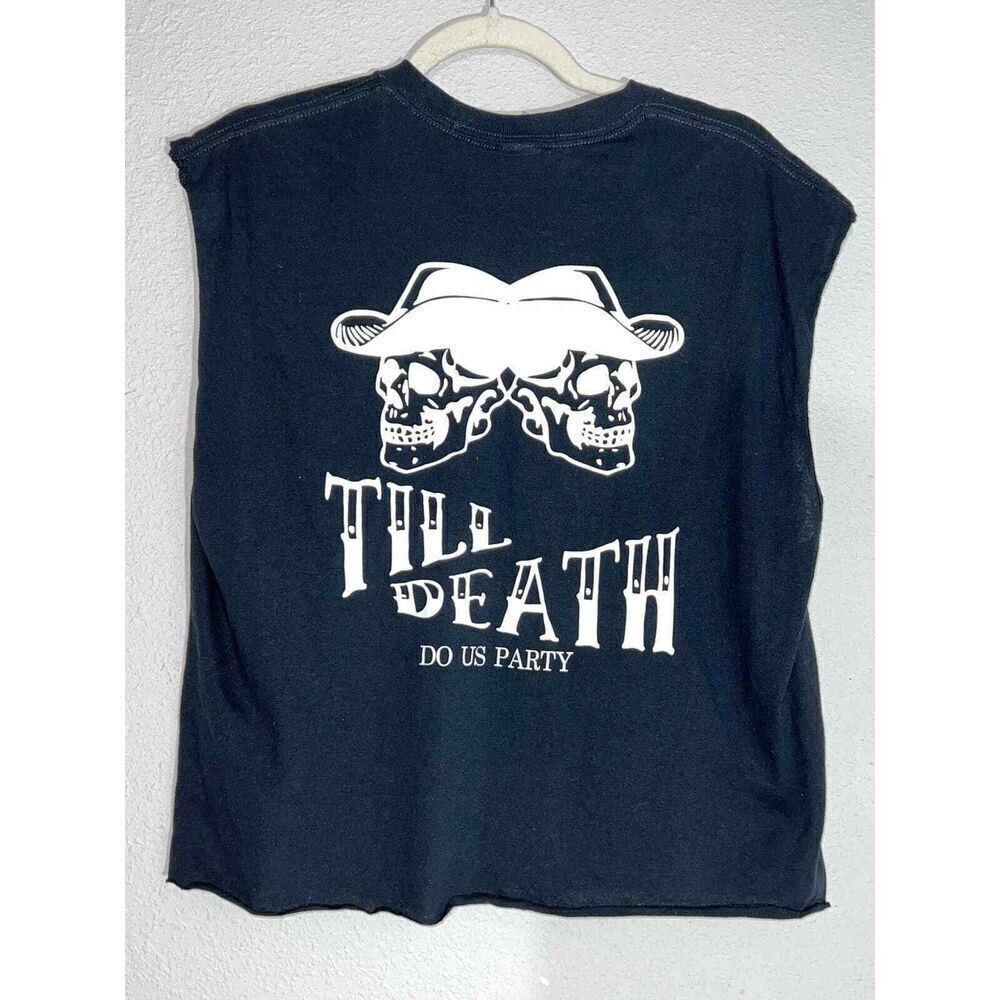 Til Death Do Us Party Muscle Crop Black Top Size Large New no tags
